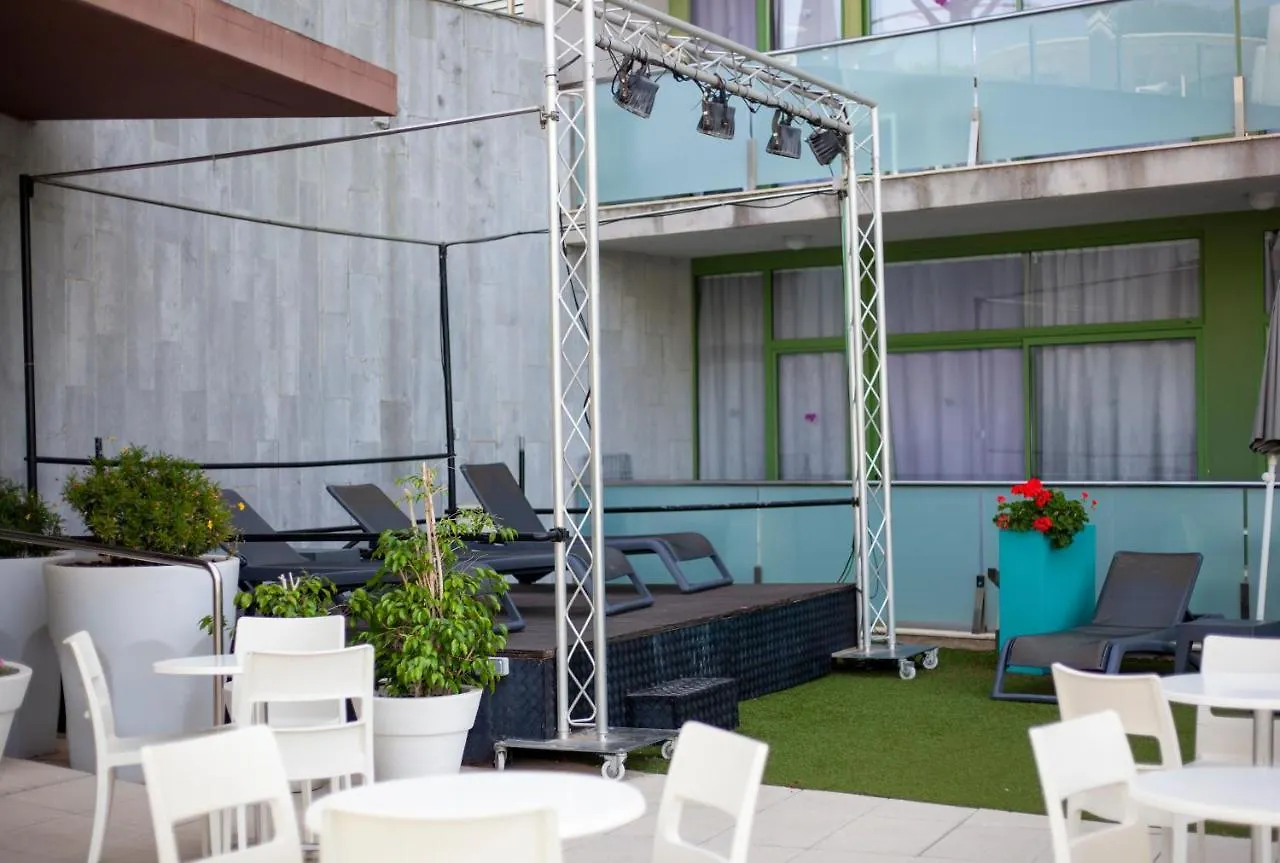 Salou 4 You Apartamentos شقة
